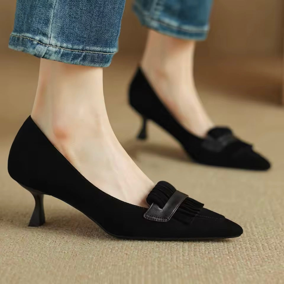 Rafi Black Suede Vintage Kitten Heel Pumps